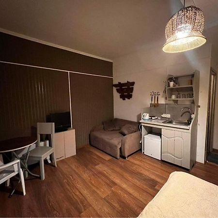 Hotel Mgzavrebi Bakuriani Exteriör bild