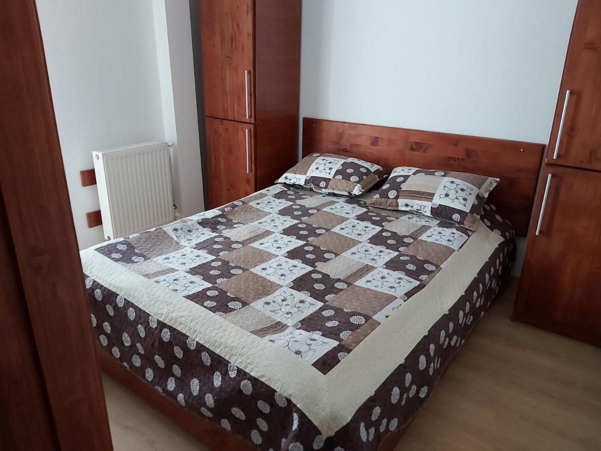 Hotel Mgzavrebi Bakuriani Exteriör bild